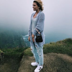 Boyfriend distressed light wash jeans